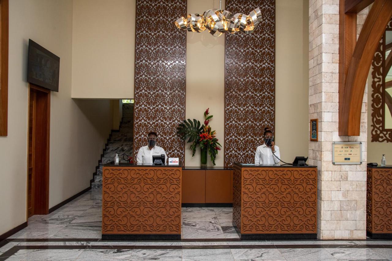 Golden Tulip Zanzibar Airport Hotel & Spa 外观 照片