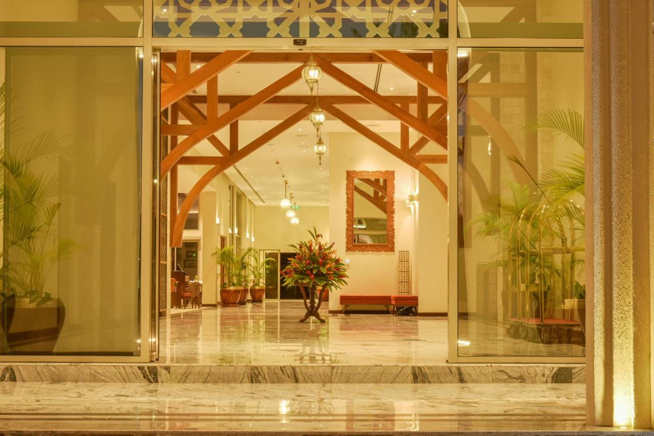 Golden Tulip Zanzibar Airport Hotel & Spa 外观 照片
